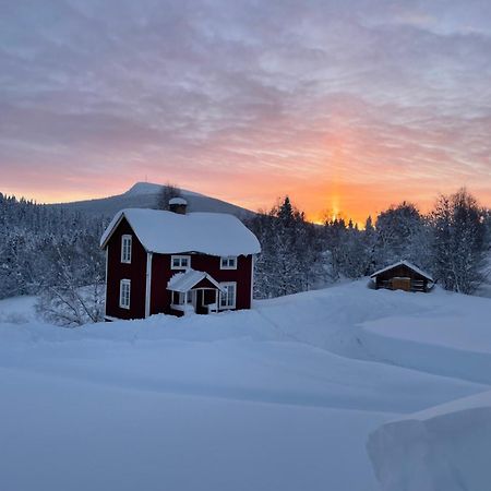 Vålågårdens Värdshus och Camping AB Vålådalen Exteriör bild